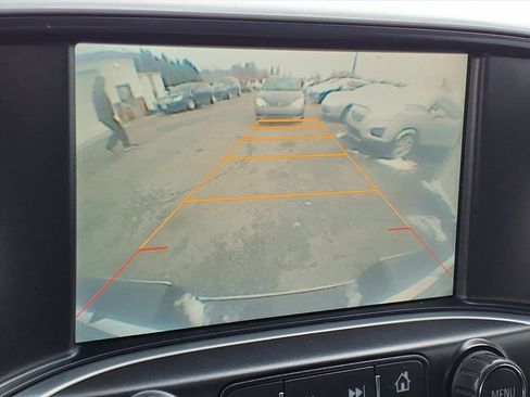 Used 2015 GMC Sierra 1500 SLE w/ SLE Value Package image 10