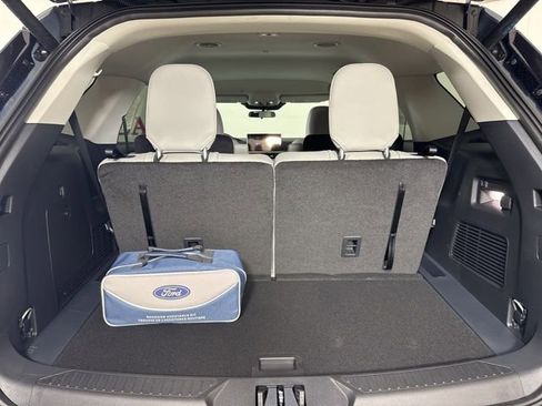New 2026 Ford Explorer Active w/ Active Comfort Package image 27