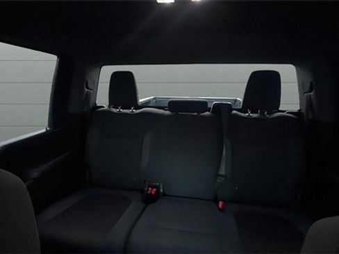 Used 2021 Chevrolet Silverado 2500 LT w/ Convenience Package image 40