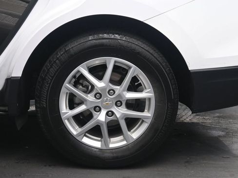 Used 2024 Chevrolet Equinox LT AWD/4WD image 28