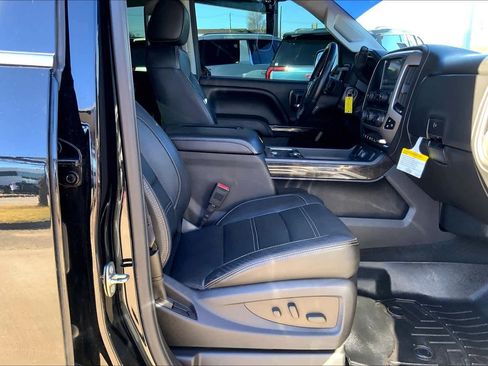 Used 2016 GMC Sierra 1500 Denali w/ Enhanced Driver Alert Package image 8