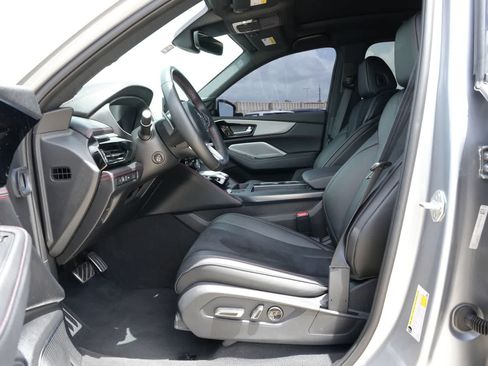 Used 2025 Acura MDX A-Spec AWD/4WD image 16