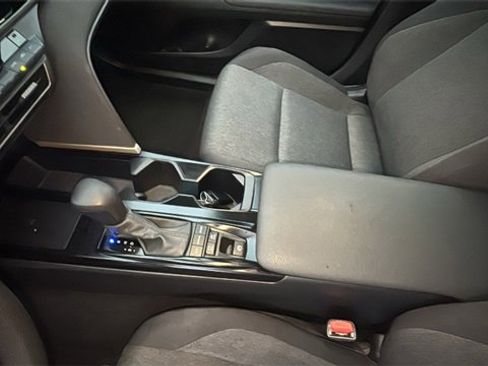 Used 2025 Toyota Camry LE image 19