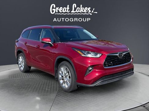 Used 2023 Toyota Highlander Limited AWD/4WD image 7