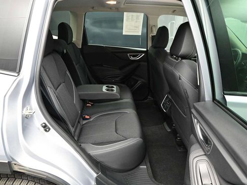 Used 2021 Subaru Forester Premium AWD/4WD image 48