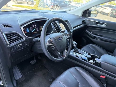 Used 2018 Ford Edge Titanium w/ Ford Safe & Smart Package FWD image 14