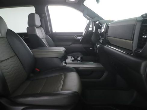 Used 2024 Chevrolet Silverado 2500 ZR2 w/ LPO, Dark Essentials Package AWD/4WD image 33