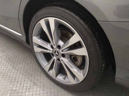 Used 2018 Mercedes-Benz C 350e Sedan image 31