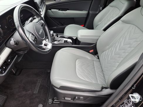 Used 2023 Kia Sportage X-Pro AWD/4WD image 11