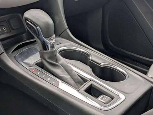Certified 2023 Chevrolet Equinox LT FWD image 30