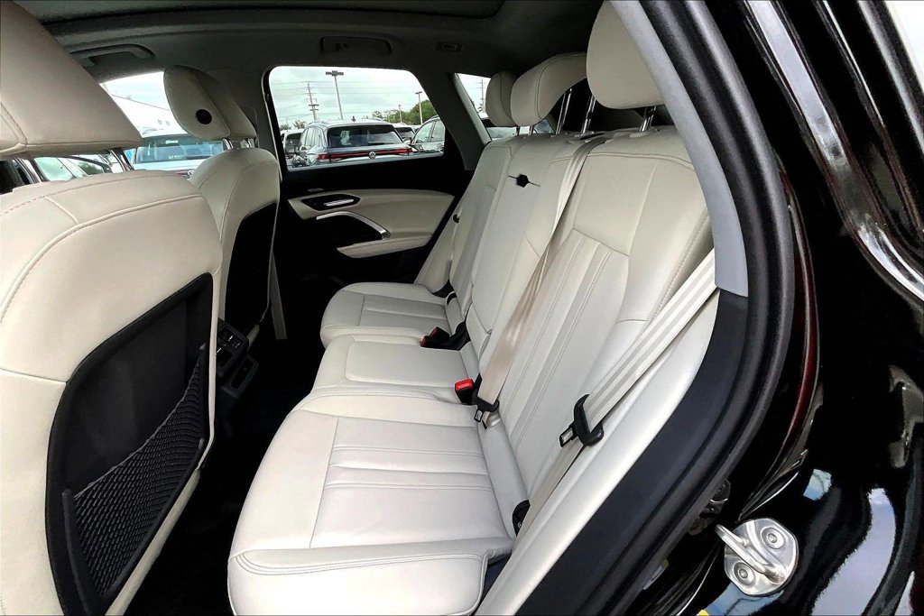 New 2026 Audi Q5 Premium Plus AWD/4WD image 17