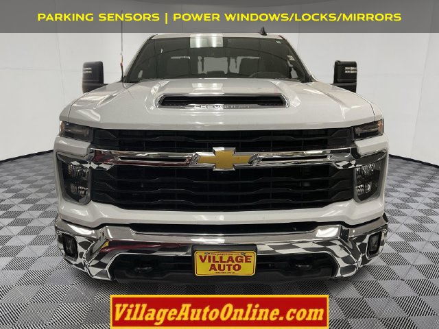 Used 2024 Chevrolet Silverado 2500 LT w/ Safety Package AWD/4WD image 8