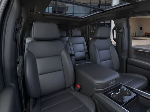 New 2026 Chevrolet Tahoe Z71 w/ Comfort Package AWD/4WD image 16