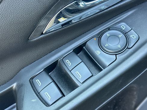 Used 2023 Chevrolet Bolt LT FWD image 13