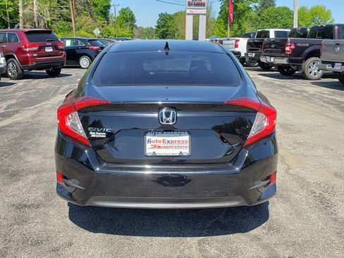 Used 2017 Honda Civic EX image 6