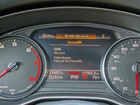 Used 2023 Audi A4 2.0T Premium w/ Convenience Package image 9