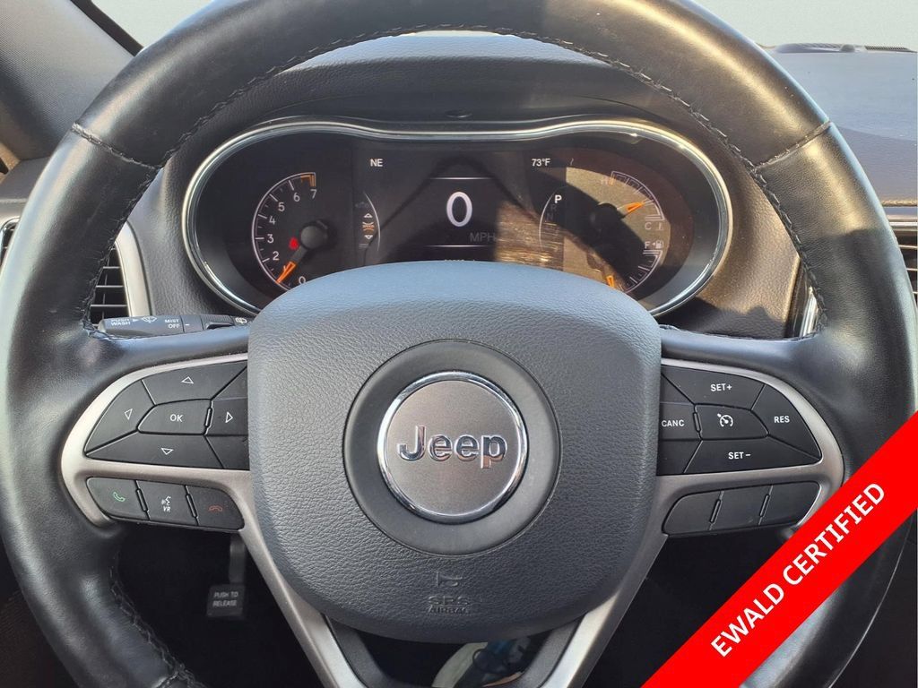 Used 2021 Jeep Grand Cherokee Altitude AWD/4WD image 17