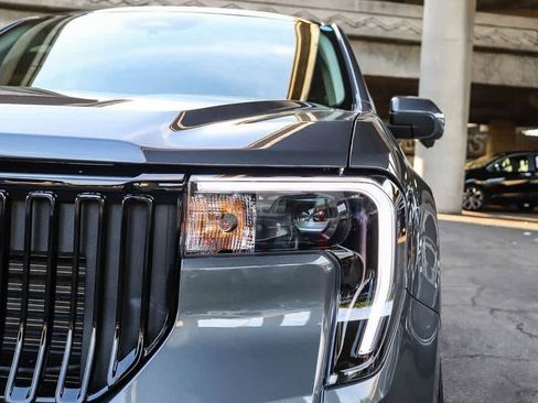 New 2026 Ford Maverick Lobo AWD/4WD image 7