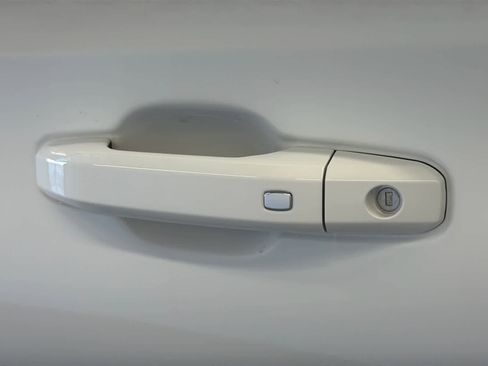 New 2026 GMC Sierra 1500 Elevation image 9