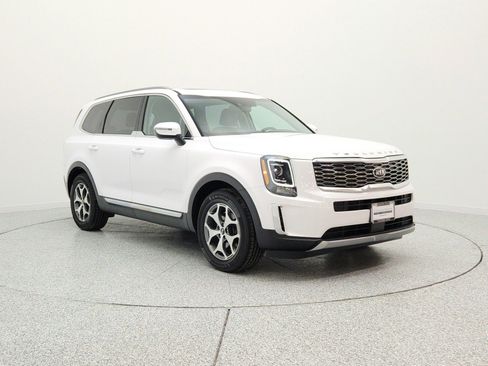 Used 2021 Kia Telluride EX AWD/4WD image 3
