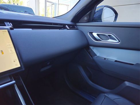New 2025 Land Rover Range Rover Velar S image 19