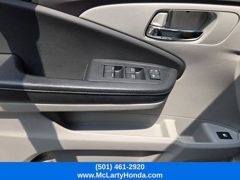 Certified 2017 Honda Ridgeline RTL-T image 35