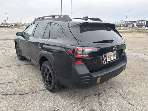 Used 2022 Subaru Outback Wilderness image 4
