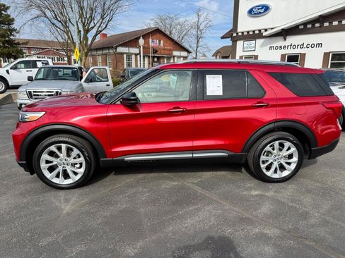 Used 2023 Ford Explorer Platinum w/ Technology Package AWD/4WD image 11