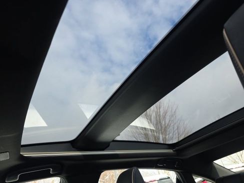 Used 2024 Toyota Crown Platinum image 31