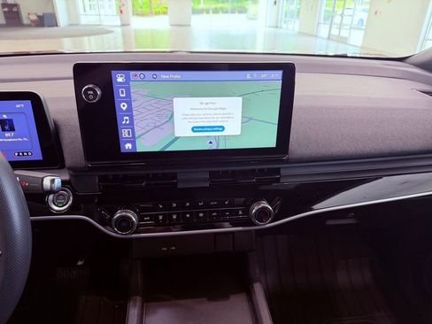 Used 2025 Honda Prologue EX image 24