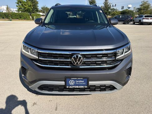 Certified 2023 Volkswagen Atlas SE w/ Panoramic Sunroof Package AWD/4WD image 2