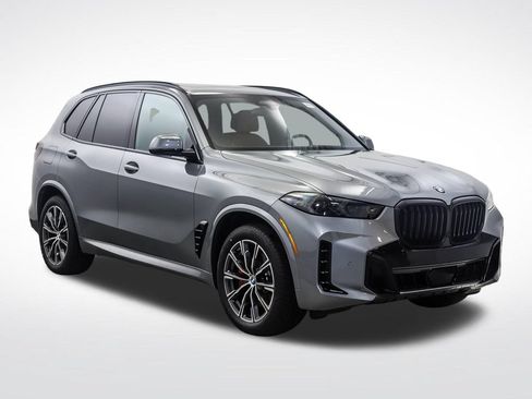 New 2026 BMW X5 xDrive40i w/ M Sport Package AWD/4WD image 7
