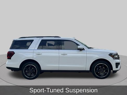Used 2023 Ford Expedition Limited RWD image 7