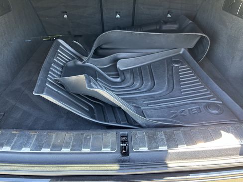 Used 2023 BMW X6 xDrive40i w/ Executive Package image 34