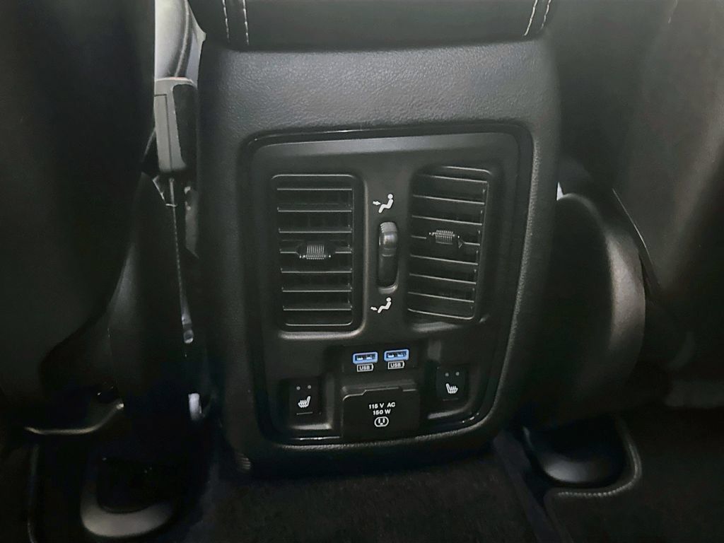 Used 2021 Dodge Durango SRT w/ Black Package AWD/4WD image 27