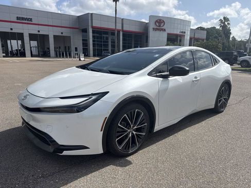 Certified 2024 Toyota Prius Limited w/ Limited Premium Package FWD image 1