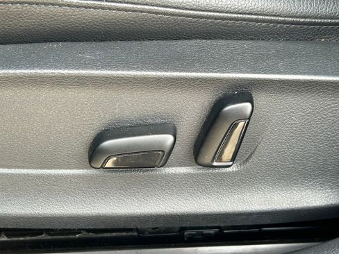 Used 2017 Volkswagen Jetta SEL image 27