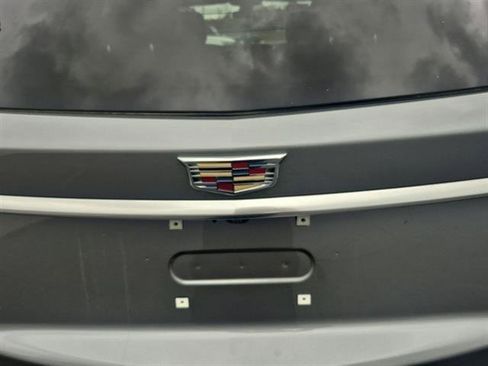 Used 2024 Cadillac XT6 Sport image 48