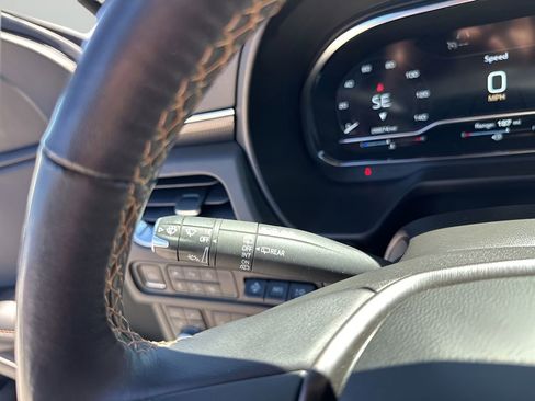 Used 2023 GMC Yukon AT4 w/ AT4 Premium Package image 33