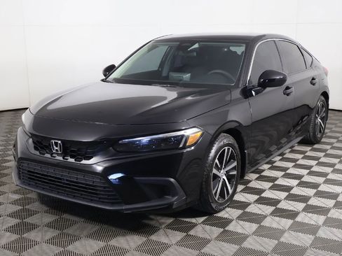 Used 2023 Honda Civic LX image 5