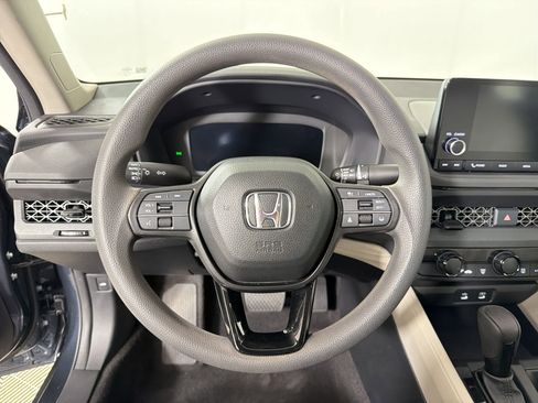 Certified 2023 Honda Accord LX image 23