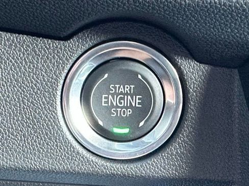 New 2026 Chevrolet Traverse LT w/ LPO, Floor Liner Package image 11