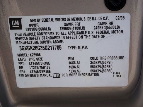 Used 2005 GMC Yukon XL 2500 SLT w/ SLT Preferred Equipment Group image 18