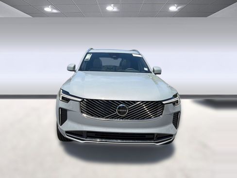 New 2026 Volvo XC90 B6 Plus w/ Protection Package Premier AWD/4WD image 6