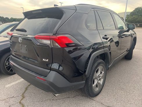 Used 2024 Toyota RAV4 XLE FWD image 4