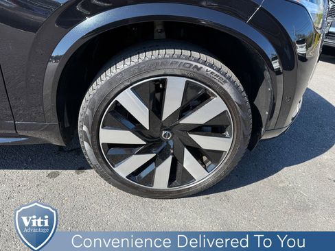 Certified 2023 Volvo XC90 T8 Ultimate w/ Protection Package Premier image 15