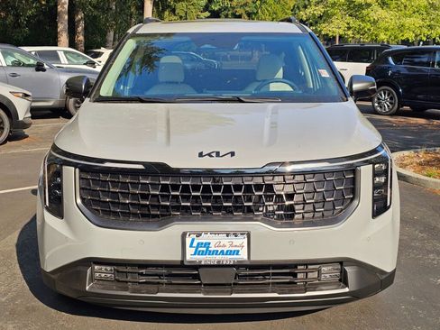 New 2026 Kia Carnival SX w/ SX Dark Edition Package image 2