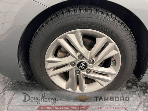 Used 2019 Hyundai Elantra SEL w/ Cargo Package FWD image 20