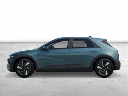 New 2026 Hyundai Ioniq 5 SEL RWD image 3