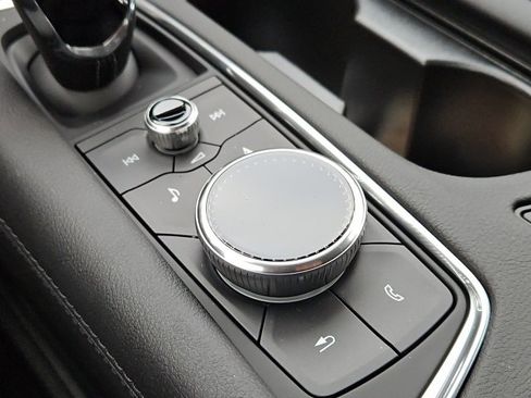 New 2025 Cadillac XT5 Sportv w/ Technology Package image 40